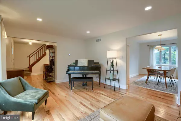 984 SHERBOURNE CT, Harrisburg, PA 17112