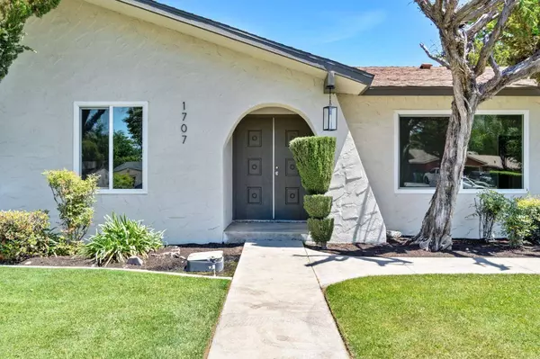 1707 Heffner Avenue, Corcoran, CA 93212
