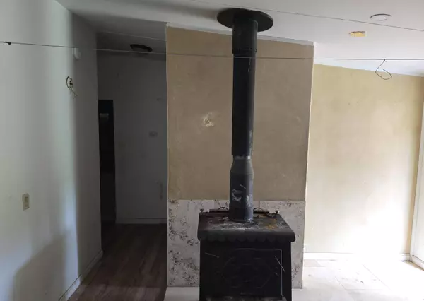 1157 Plumtree Ln, Grants Pass, OR 97526