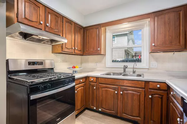 3024 Rosebury SE Avenue, Grand Rapids, MI 49508