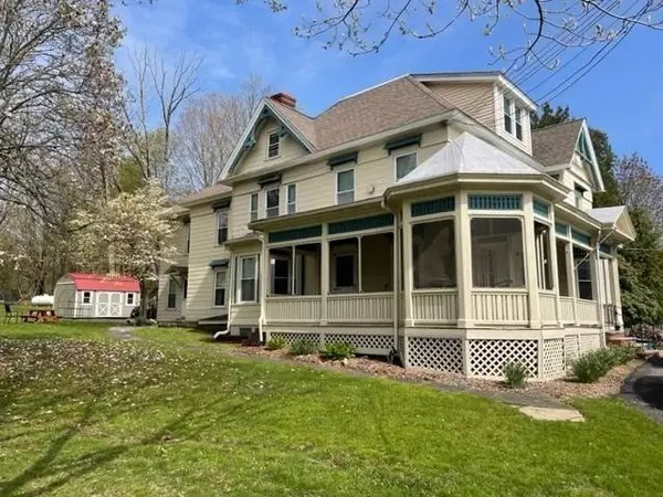 666 Pleasant St, Leicester, MA 01542