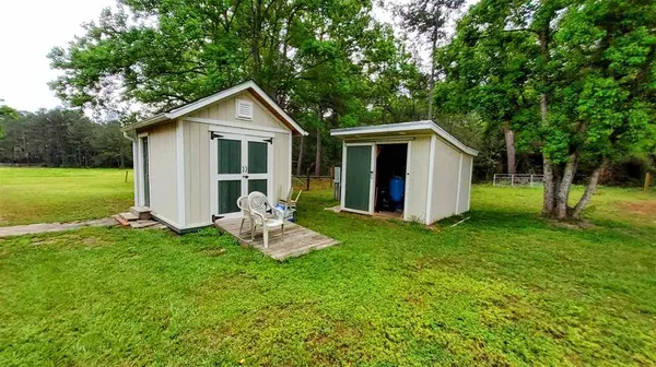 500 S Duck Creek RD, Cleveland, TX 77328