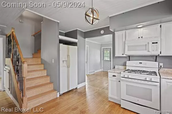 8007 PETTIT Road, Birch Run, MI 48415