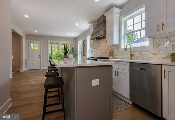 402 3RD AVE, Haddon Heights, NJ 08035