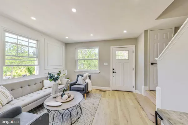 4307 G ST SE, Washington, DC 20019