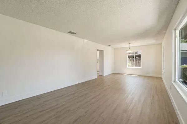 1707 Heffner Avenue, Corcoran, CA 93212