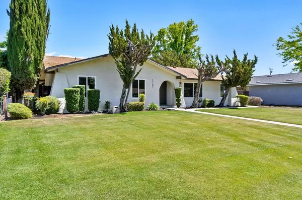 1707 Heffner Avenue, Corcoran, CA 93212