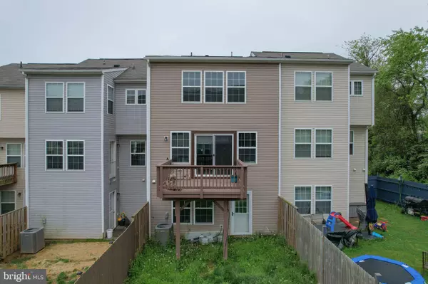 66 ANTIGUA DR, Hedgesville, WV 25427