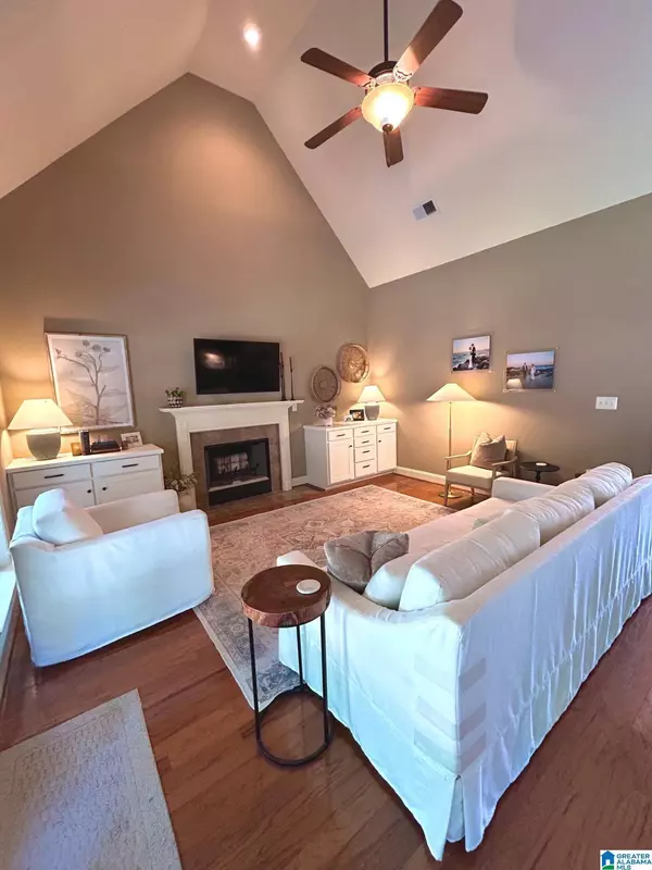 201 PERTHSHIRE COVE, Pelham, AL 35124