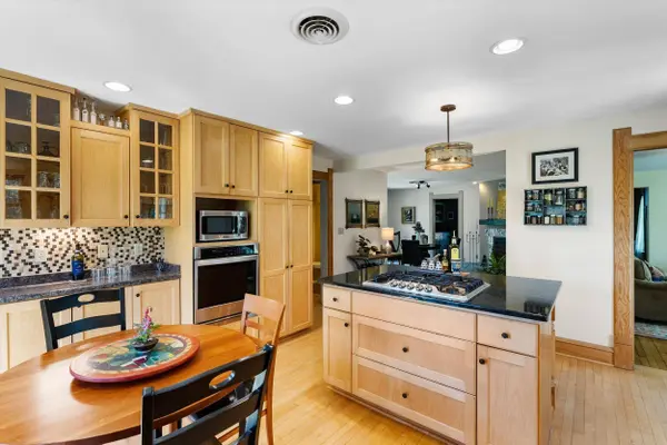 6525 N Green Bay, Glendale, WI 53209