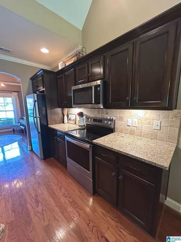 201 PERTHSHIRE COVE, Pelham, AL 35124