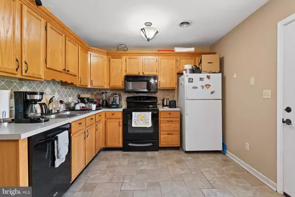 108 EASTERLY DR, Mechanicsburg, PA 17050