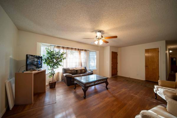 524 4th Street, Orange Cove, CA 93646