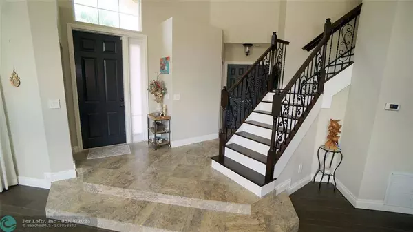 7050 NW 75th St, Parkland, FL 33067