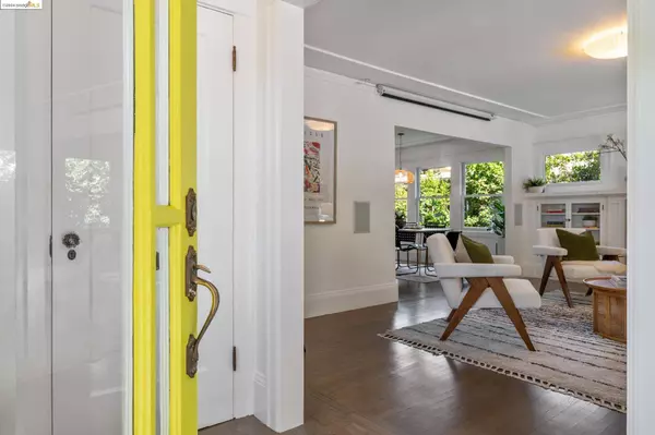 627 Adams St, Albany, CA 94706