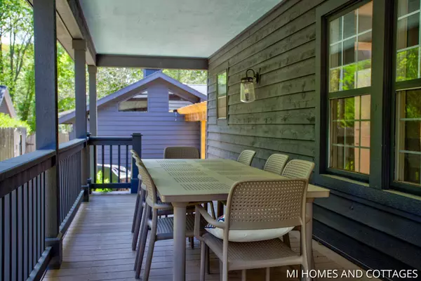 611 Campbell Road, Douglas, MI 49406