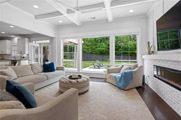 1650 Fox Hill LN, Cumming, GA 30040