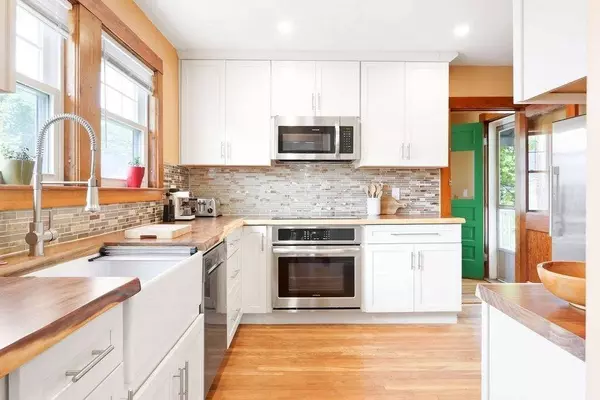 51 Glenmont Rd, Boston, MA 02135