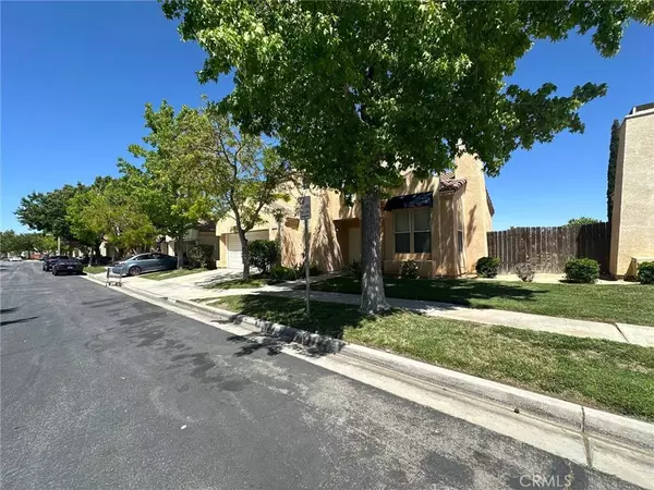 40148 La Cota DR, Palmdale, CA 93550