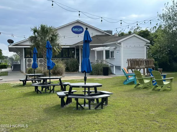 518 Water Street, Oriental, NC 28571