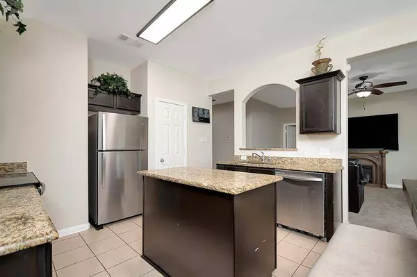 437 Water Oak, Denton, TX 76209