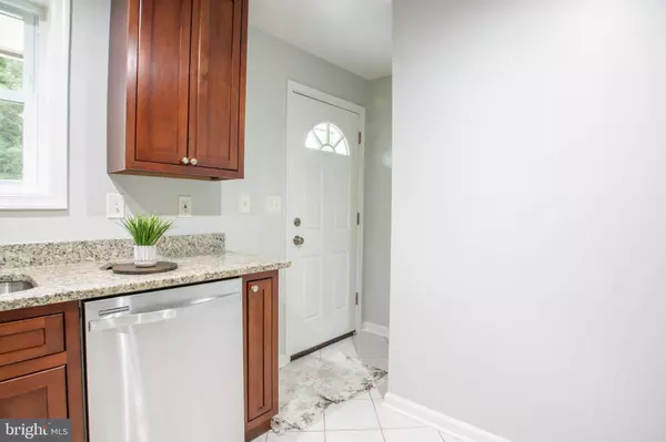 1903 LAGUNA RD, Hyattsville, MD 20783