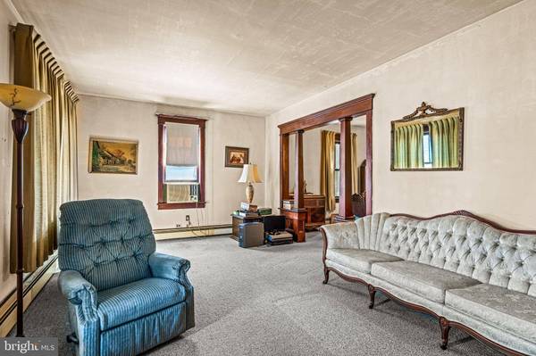 319 S WHITE HORSE, Hammonton, NJ 08037