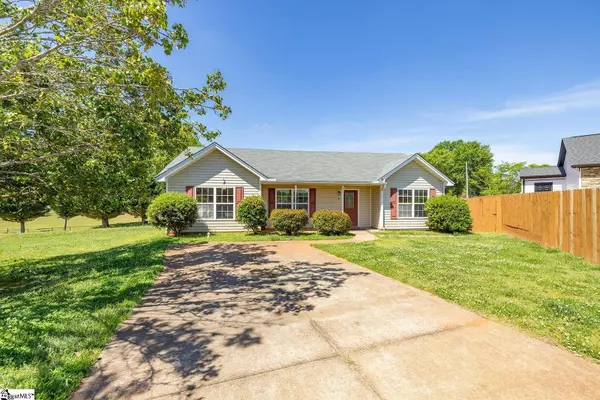 8 Quoite Court, Greenville, SC 29617