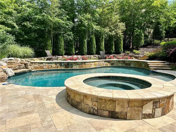 5230 Cole Creek LN, Cumming, GA 30040