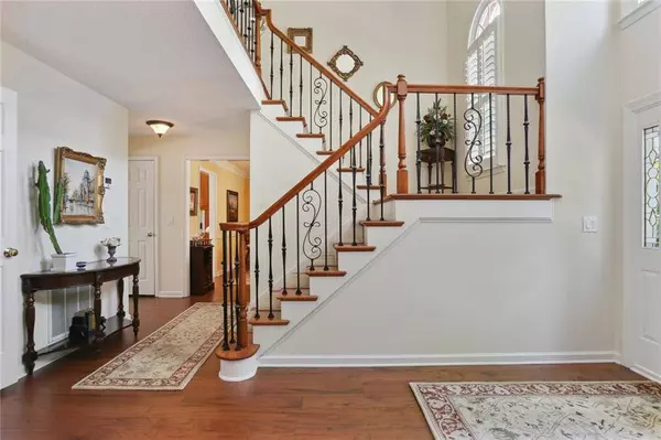 615 Owens Oak CIR, Alpharetta, GA 30004