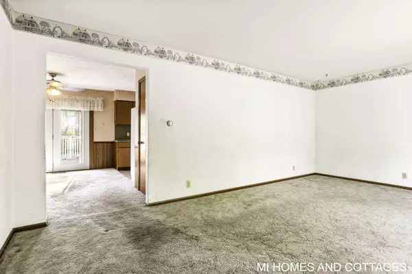 341 N 160th Avenue, Holland, MI 49424