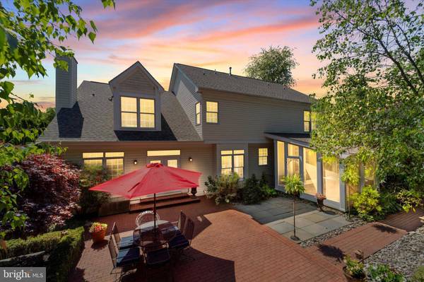 237 DRY MILL RD SW, Leesburg, VA 20175