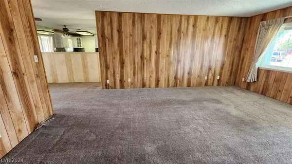 3980 Lake Forrest Lane, Las Vegas, NV 89115