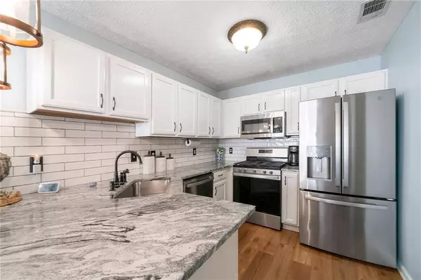 513 Stanford PL, Woodstock, GA 30188