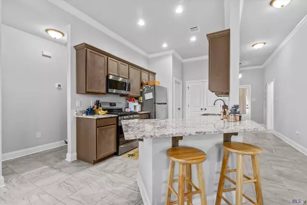 1521 PLAINSKNOLL AVE, Zachary, LA 70791