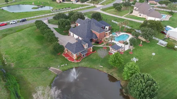 6616 Gehrig Circle, Burleson, TX 76028