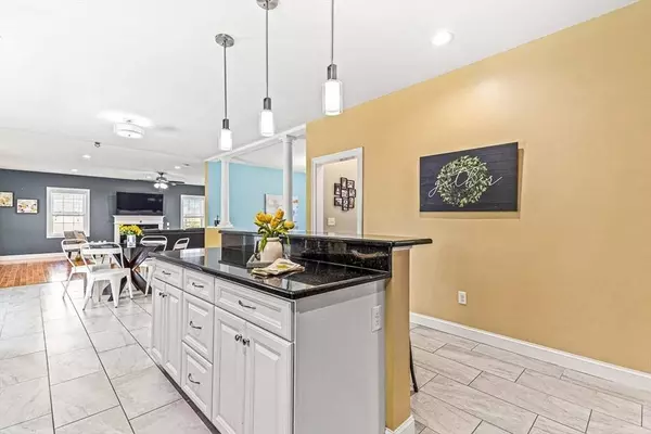 96 Clement Rd, Dracut, MA 01826