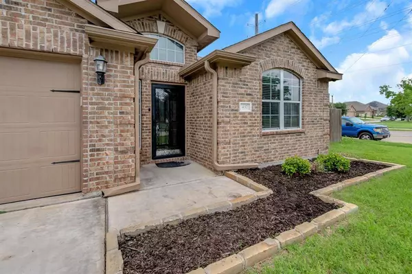437 Water Oak, Denton, TX 76209