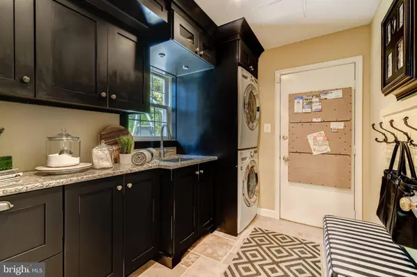 5605 MARY FAIRFAX CT, Fairfax Station, VA 22039