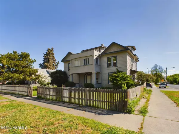 201 Naches Ave N, Yakima, WA 98901