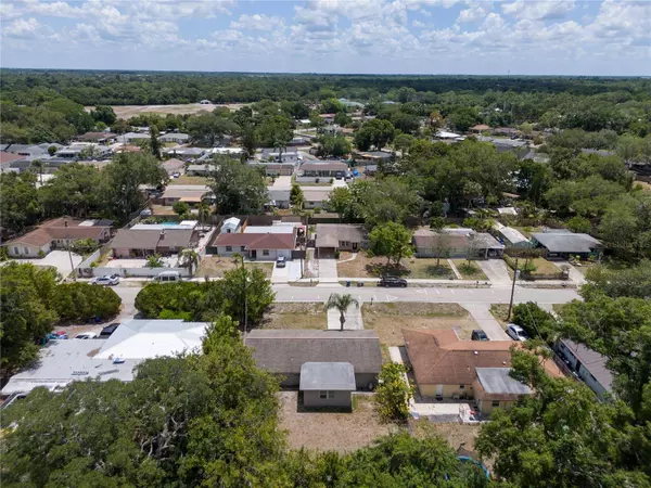 4541 PARNELL DR, Sarasota, FL 34232