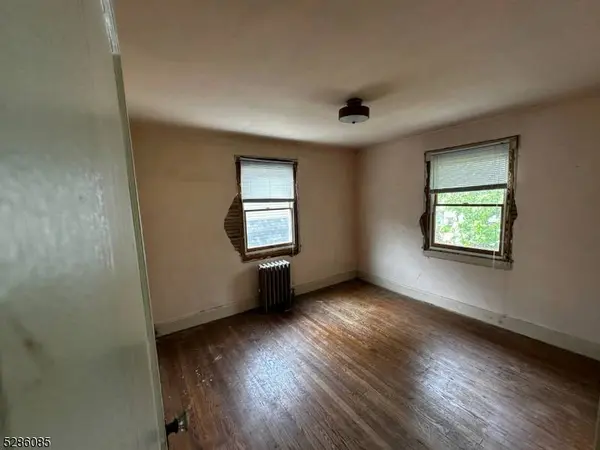 916 Lincoln Pl, Teaneck Twp., NJ 07666