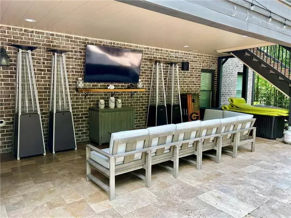 5230 Cole Creek LN, Cumming, GA 30040