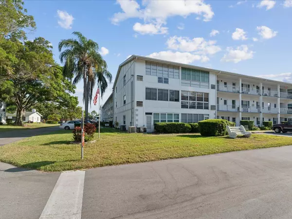 400 GLENNES LN #307, Dunedin, FL 34698