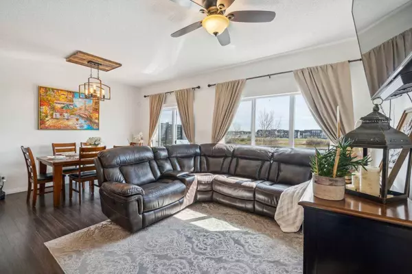 467 Hillcrest CIR SW, Airdrie, AB T4B 4B2