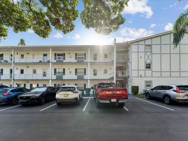 400 GLENNES LN #307, Dunedin, FL 34698