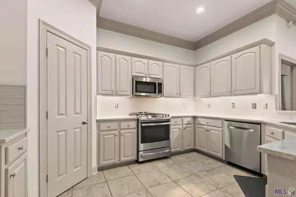 2345 DAWSON'S CREEK LN, Baton Rouge, LA 70808