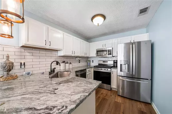 513 Stanford PL, Woodstock, GA 30188