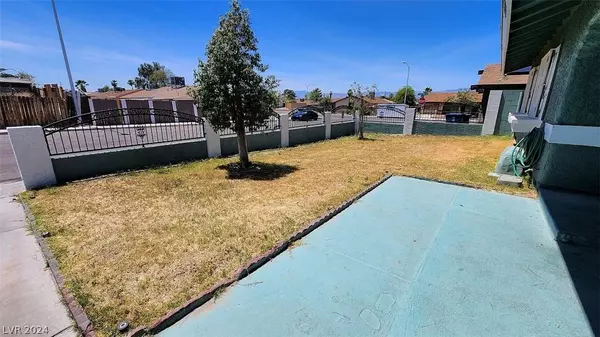 3980 Lake Forrest Lane, Las Vegas, NV 89115