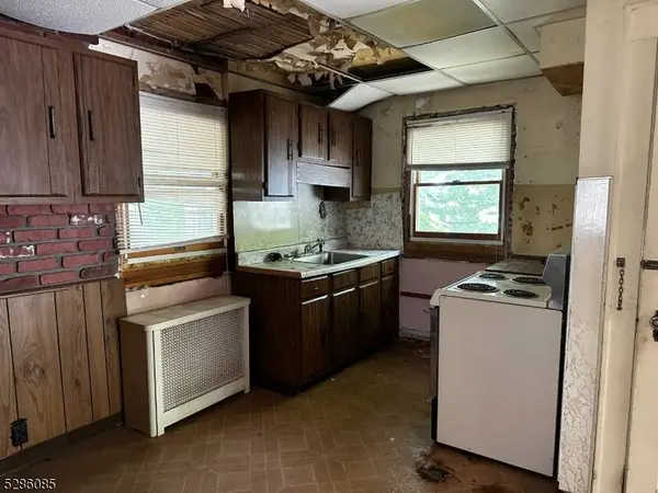 916 Lincoln Pl, Teaneck Twp., NJ 07666